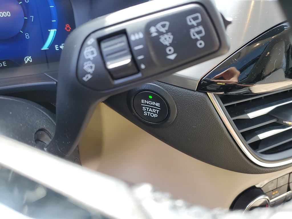 Thumbnail: 2022 Ford Escape - 29