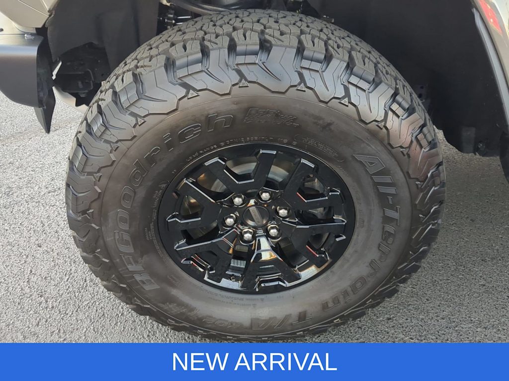 Thumbnail: 2025 Ford Bronco - 8