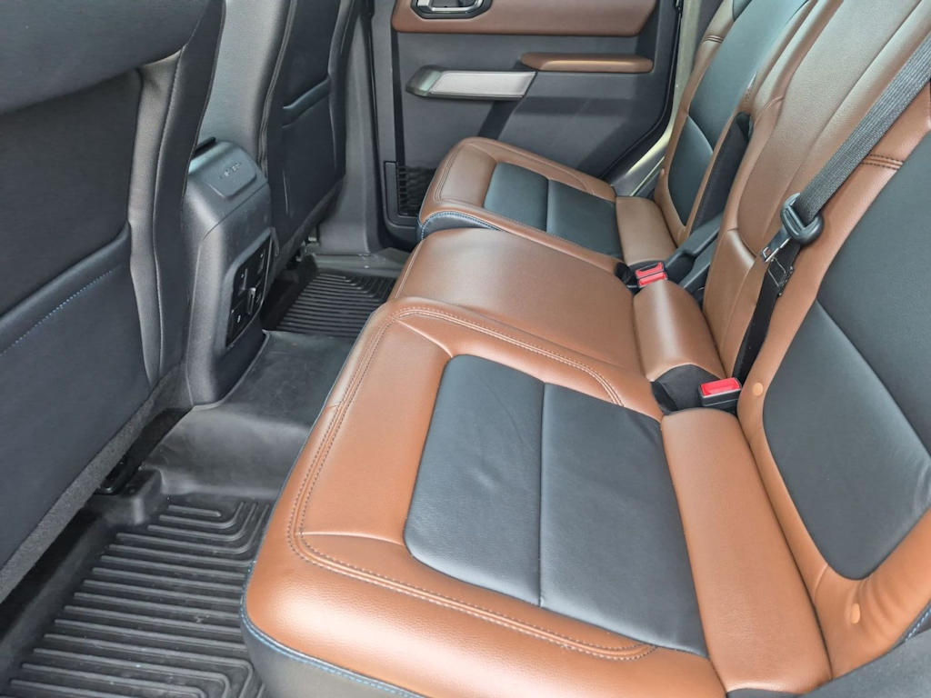 Thumbnail: 2022 Ford Bronco - 11