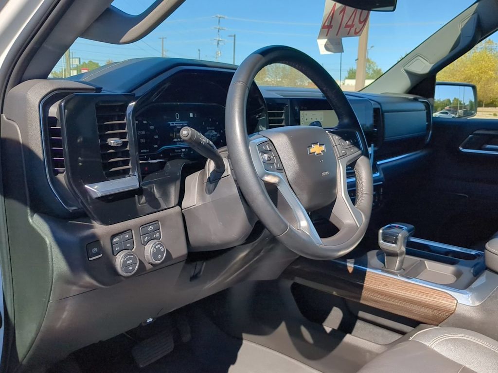 Thumbnail: 2023 Chevrolet Silverado 1500 - 2