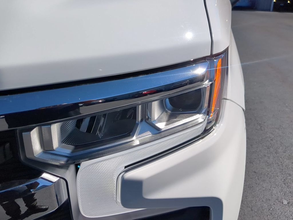 Thumbnail: 2023 Chevrolet Silverado 1500 - 29