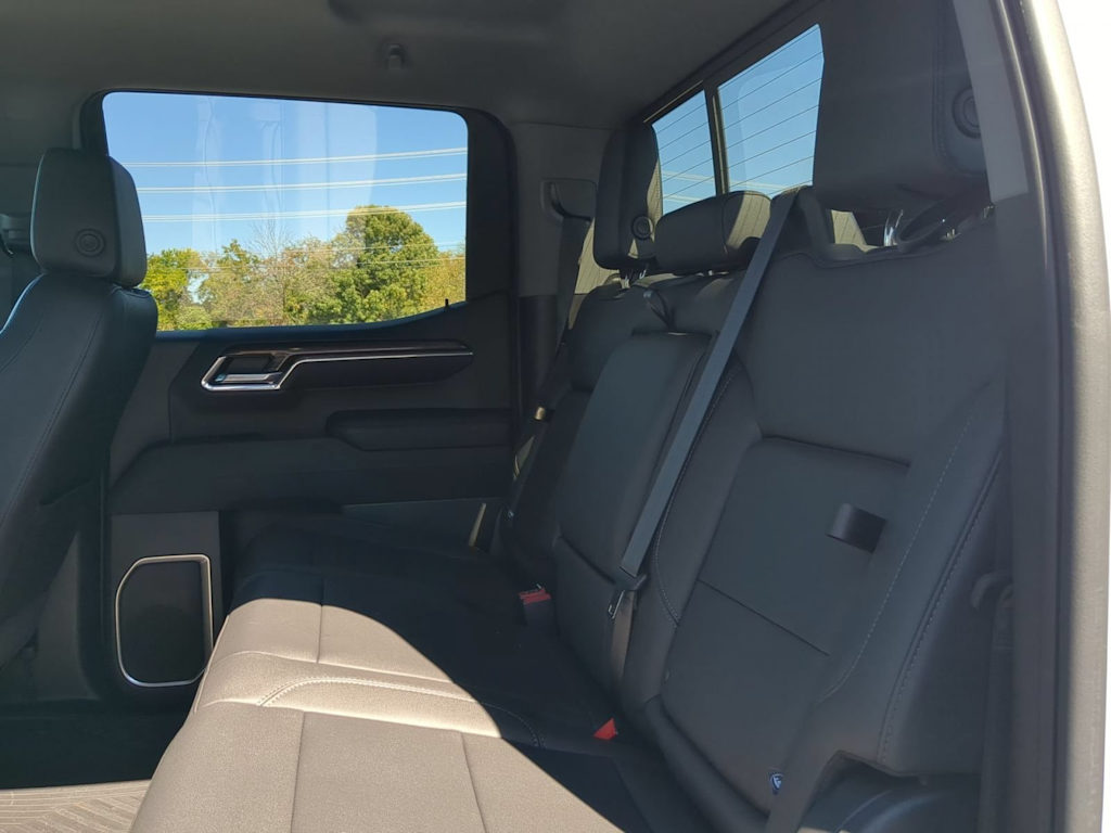 Thumbnail: 2023 Chevrolet Silverado 1500 - 31