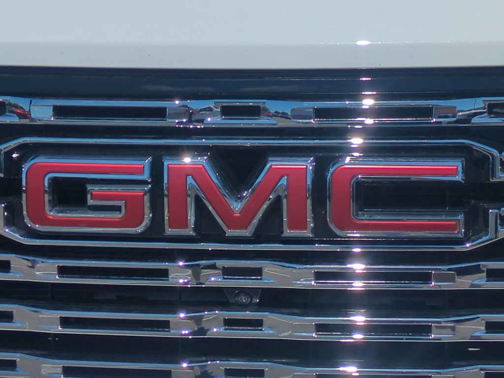Thumbnail: 2026 GMC Canyon - 7