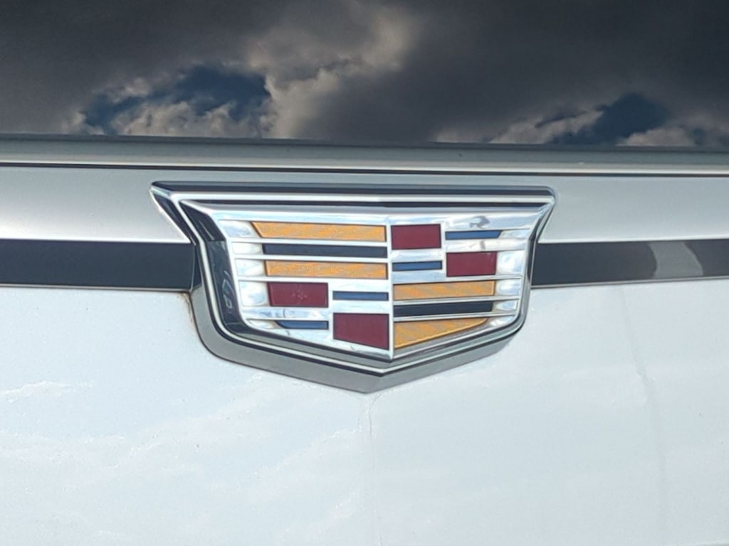 Thumbnail: 2017 Cadillac Escalade - 7
