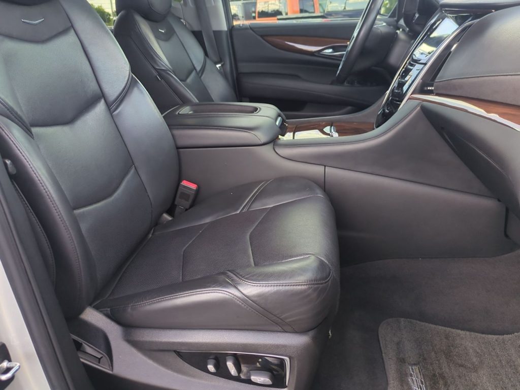 Thumbnail: 2020 Cadillac Escalade - 11