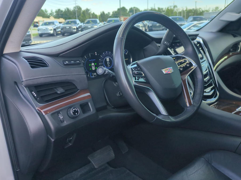 Thumbnail: 2020 Cadillac Escalade - 2