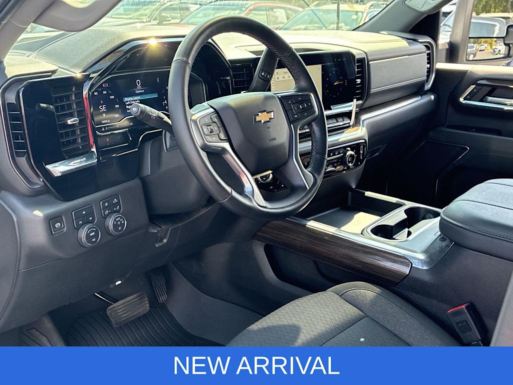 Thumbnail: 2024 Chevrolet Silverado 2500 - 2