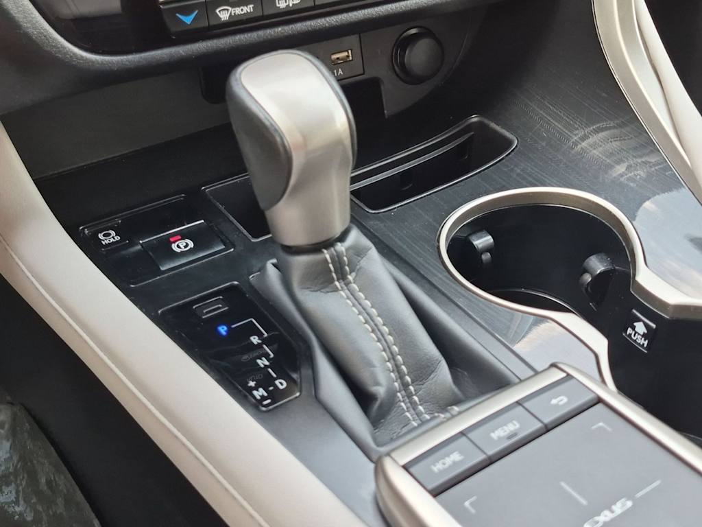 Thumbnail: 2021 Lexus RX - 16