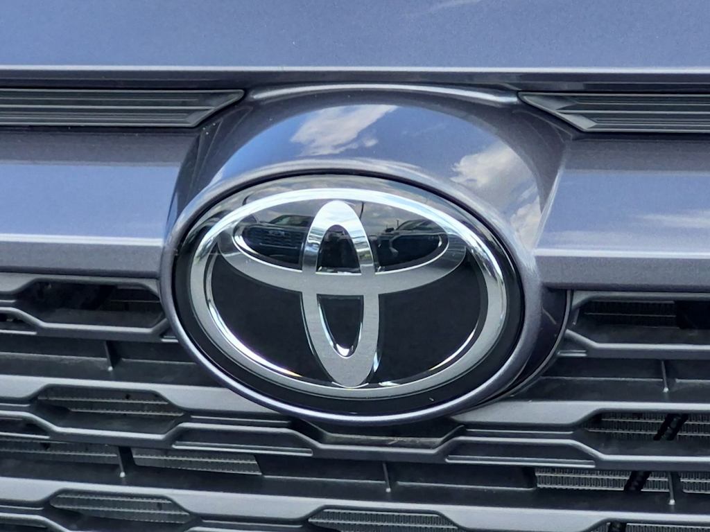 Thumbnail: 2025 Toyota RAV4 - 7