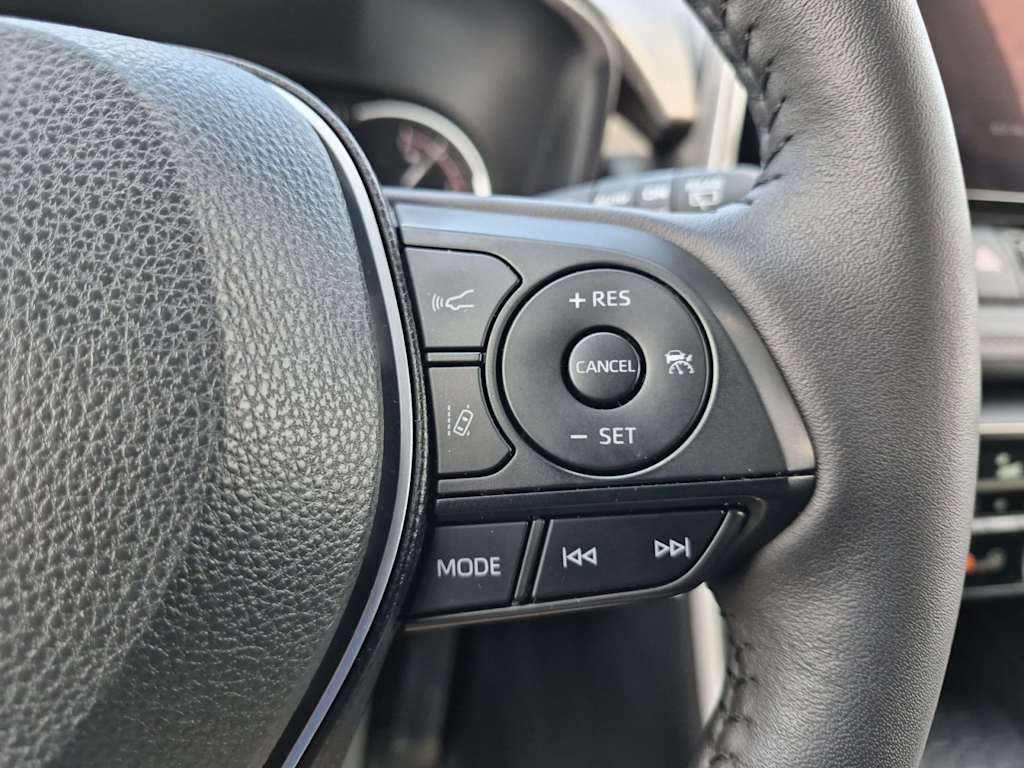 Thumbnail: 2025 Toyota RAV4 - 30