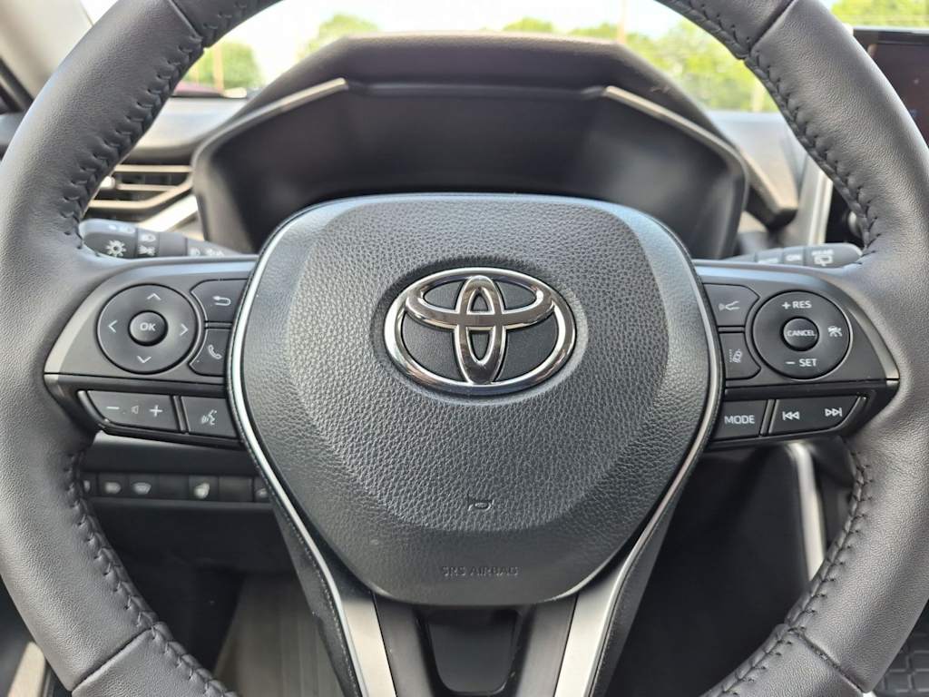 Thumbnail: 2025 Toyota RAV4 - 28
