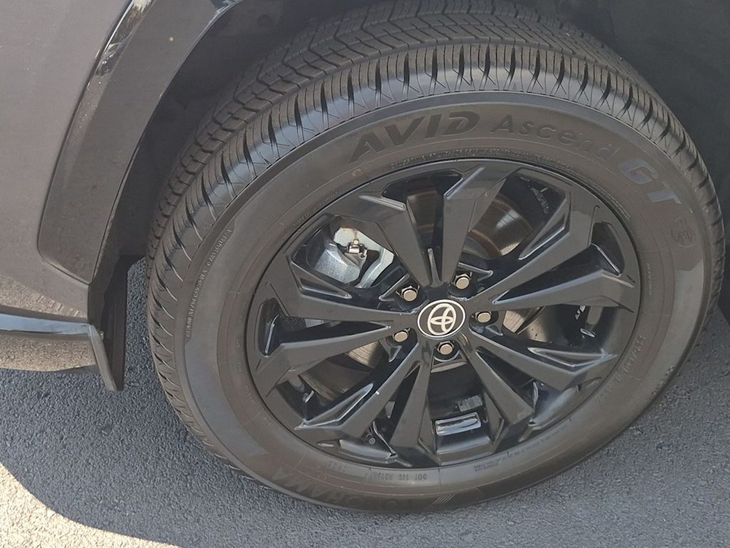 Thumbnail: 2024 Toyota RAV4 - 7