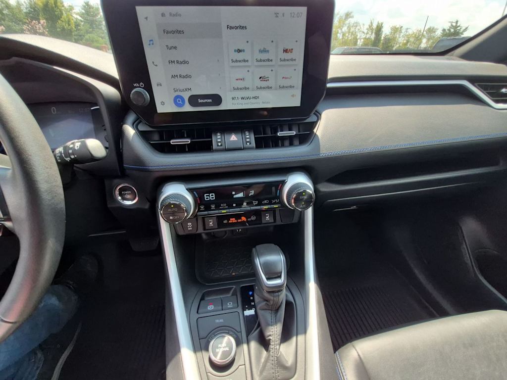 Thumbnail: 2024 Toyota RAV4 - 2
