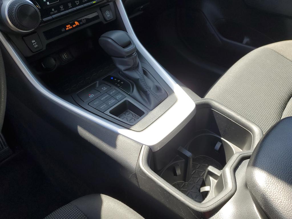 Thumbnail: 2024 Toyota RAV4 - 10