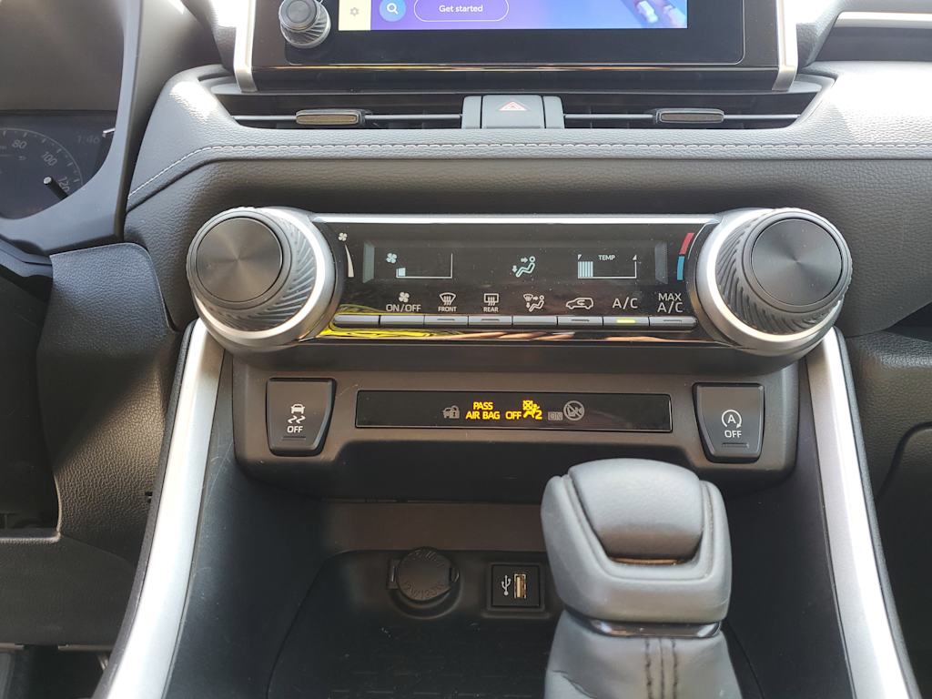 Thumbnail: 2024 Toyota RAV4 - 30