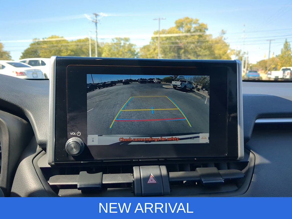 Thumbnail: 2025 Toyota RAV4 - 37