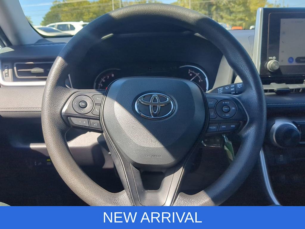 Thumbnail: 2025 Toyota RAV4 - 14