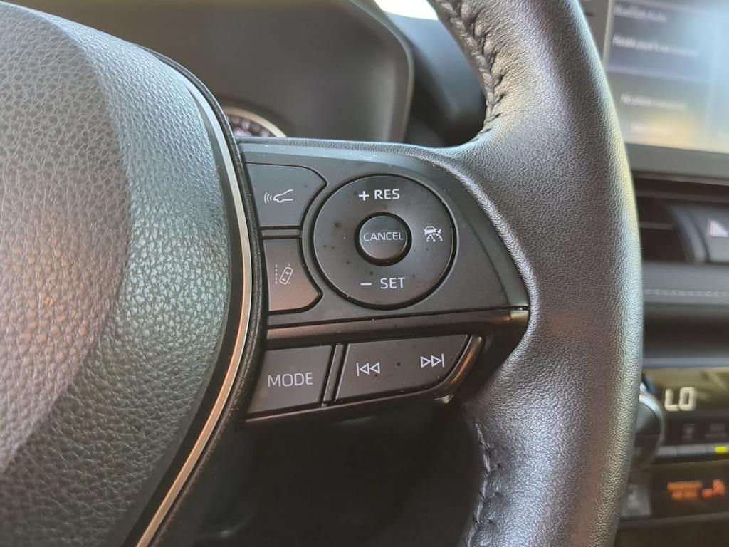 Thumbnail: 2022 Toyota RAV4 - 35