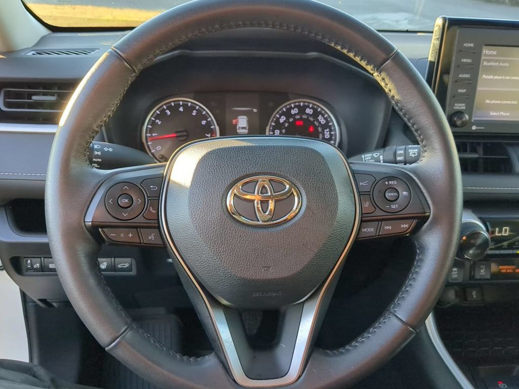 Thumbnail: 2022 Toyota RAV4 - 14