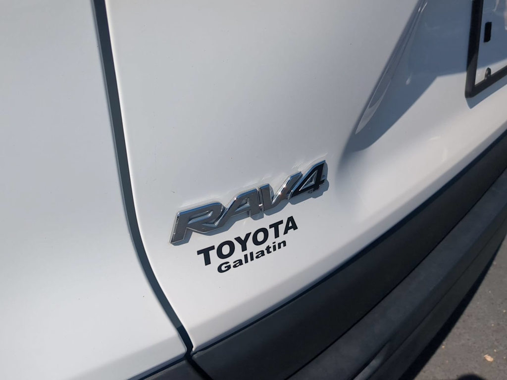 Thumbnail: 2025 Toyota RAV4 - 7