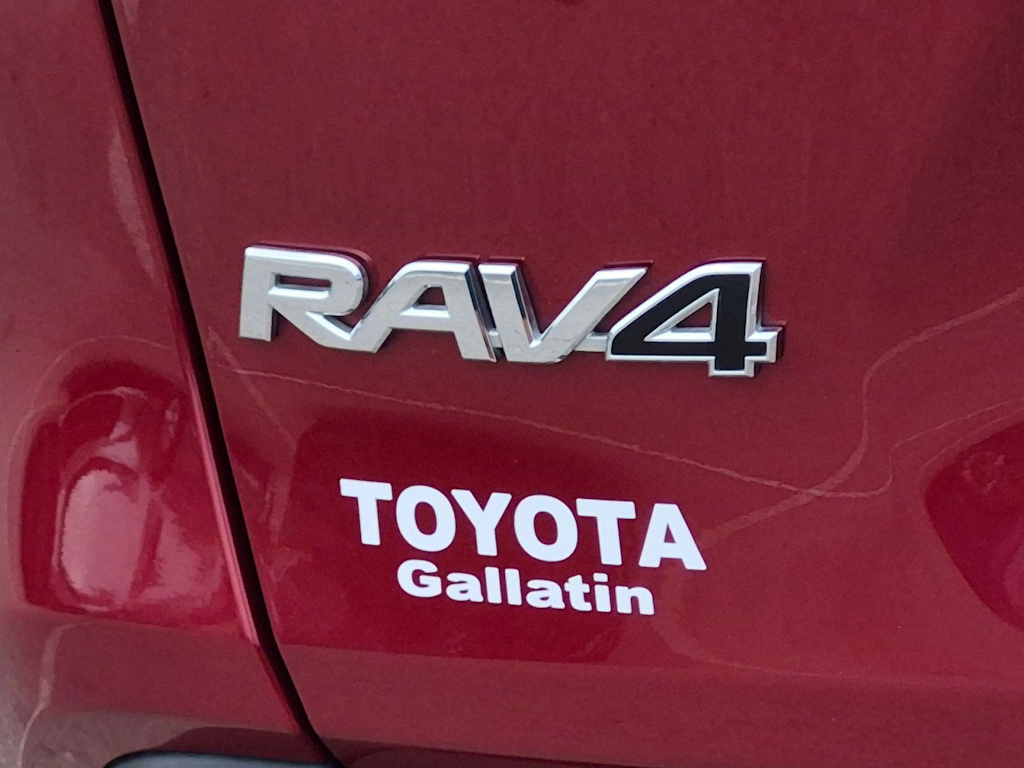 Thumbnail: 2024 Toyota RAV4 - 25