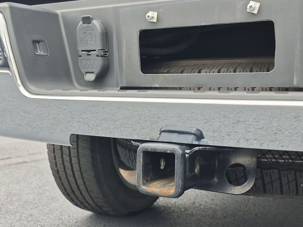 Thumbnail: 2018 Chevrolet Silverado 1500 - 36