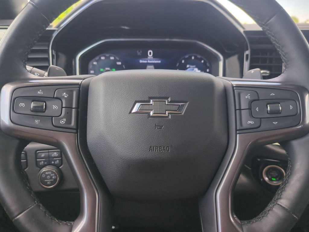 Thumbnail: 2024 Chevrolet Silverado 1500 - 30