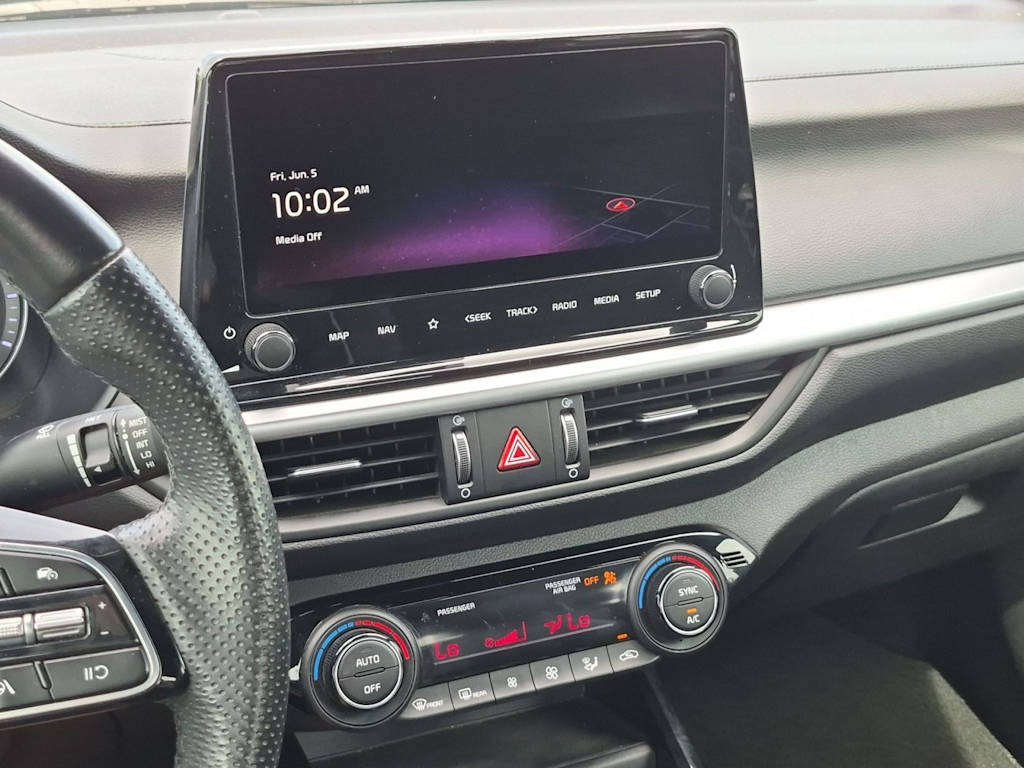 Thumbnail: 2023 Kia Forte - 14