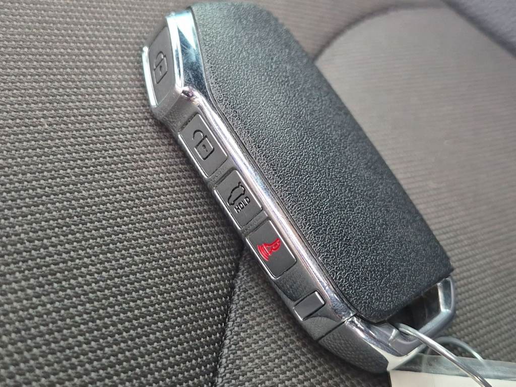 Thumbnail: 2023 Kia Forte - 18