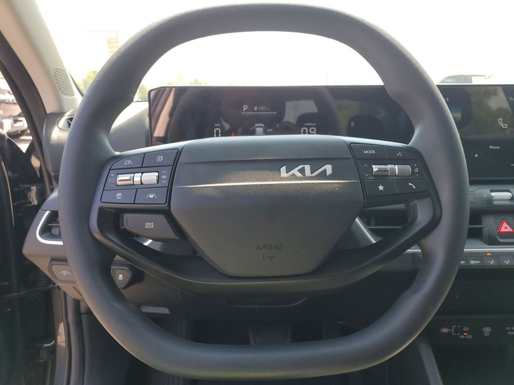 Thumbnail: 2025 Kia K4 - 6