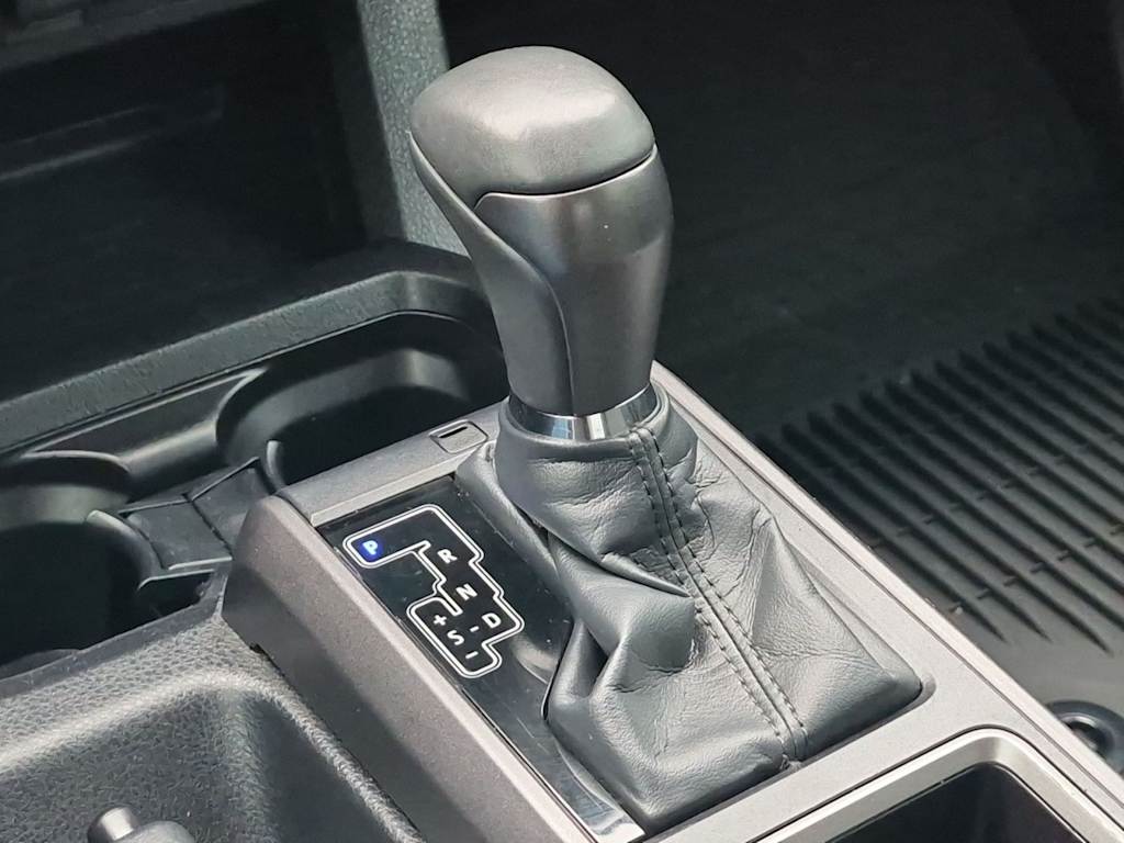 Thumbnail: 2023 Toyota Tacoma - 16