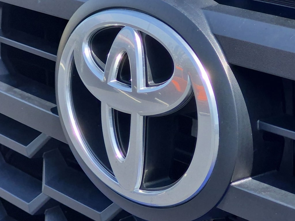 Thumbnail: 2025 Toyota Tacoma - 16