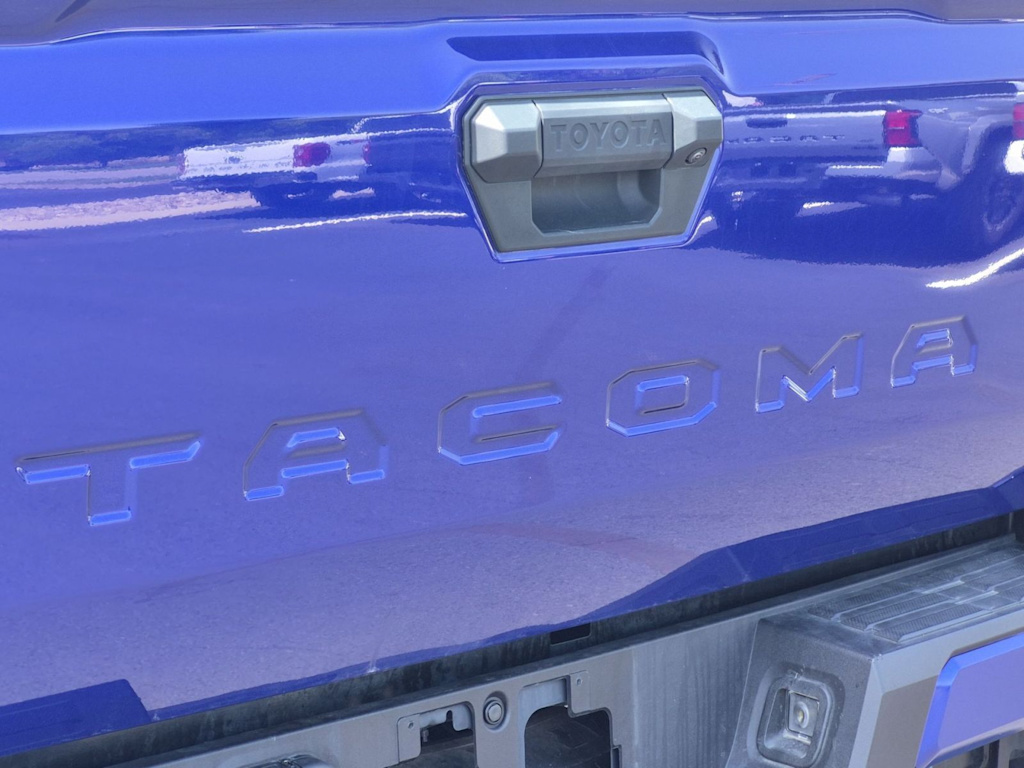 Thumbnail: 2025 Toyota Tacoma - 7
