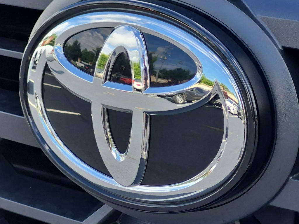 Thumbnail: 2024 Toyota Tacoma - 7