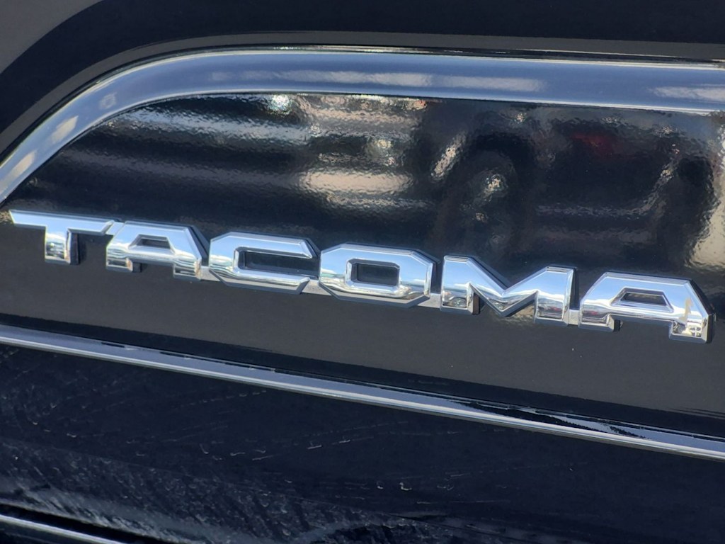 Thumbnail: 2024 Toyota Tacoma - 26