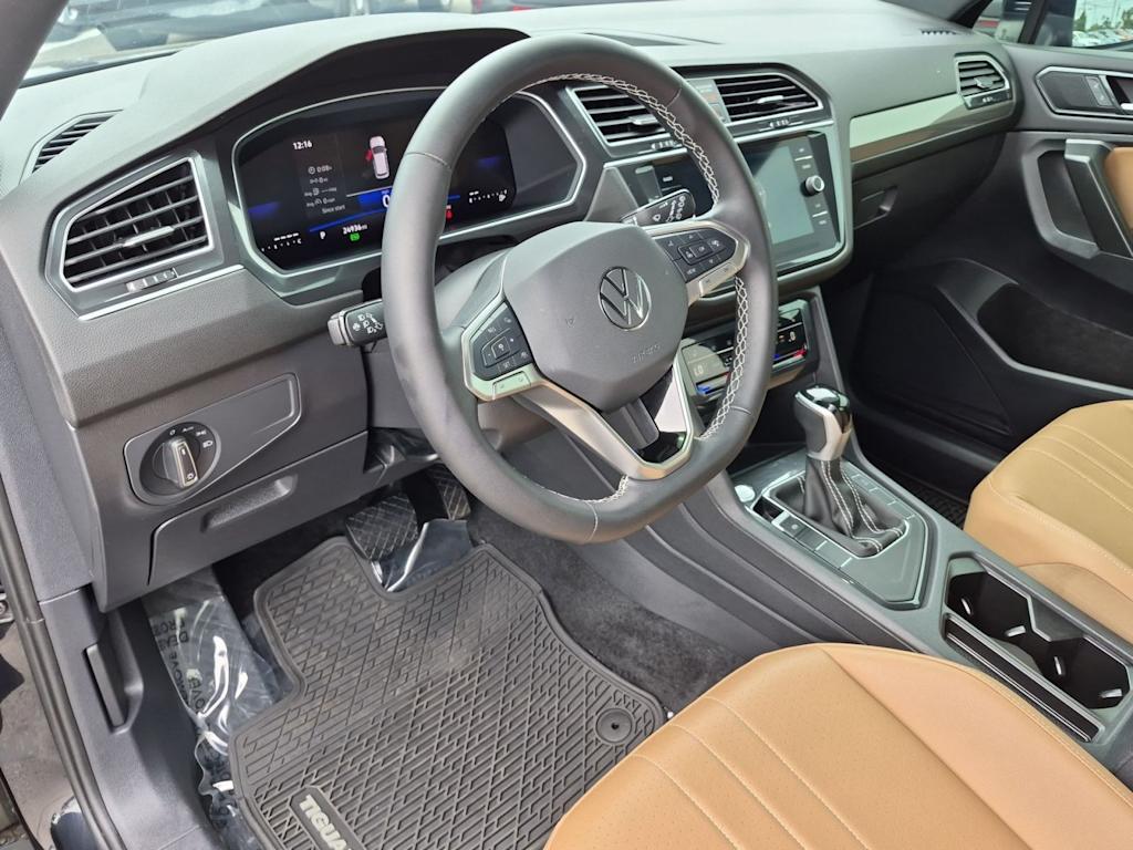 Thumbnail: 2024 Volkswagen Tiguan - 2