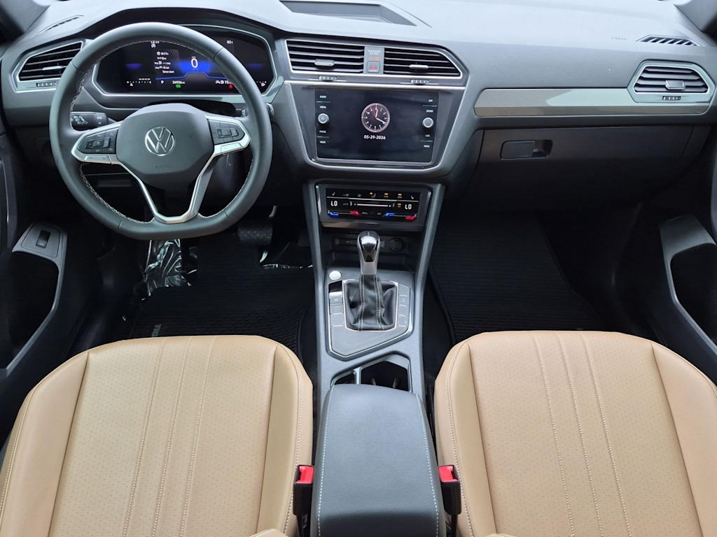 Thumbnail: 2024 Volkswagen Tiguan - 9