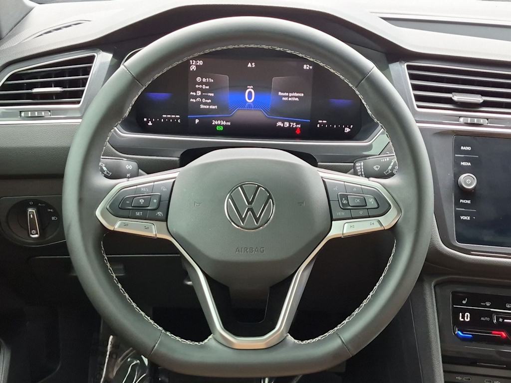 Thumbnail: 2024 Volkswagen Tiguan - 13