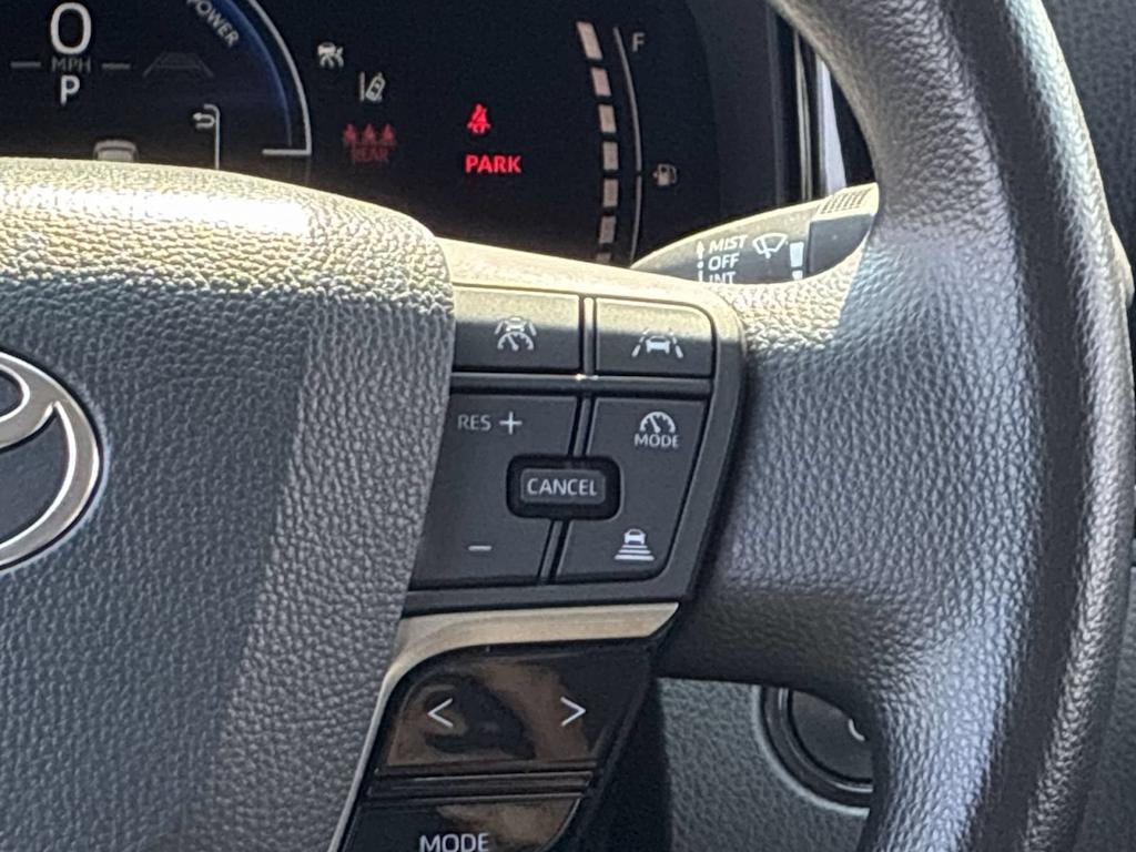 Thumbnail: 2025 Toyota Camry - 29