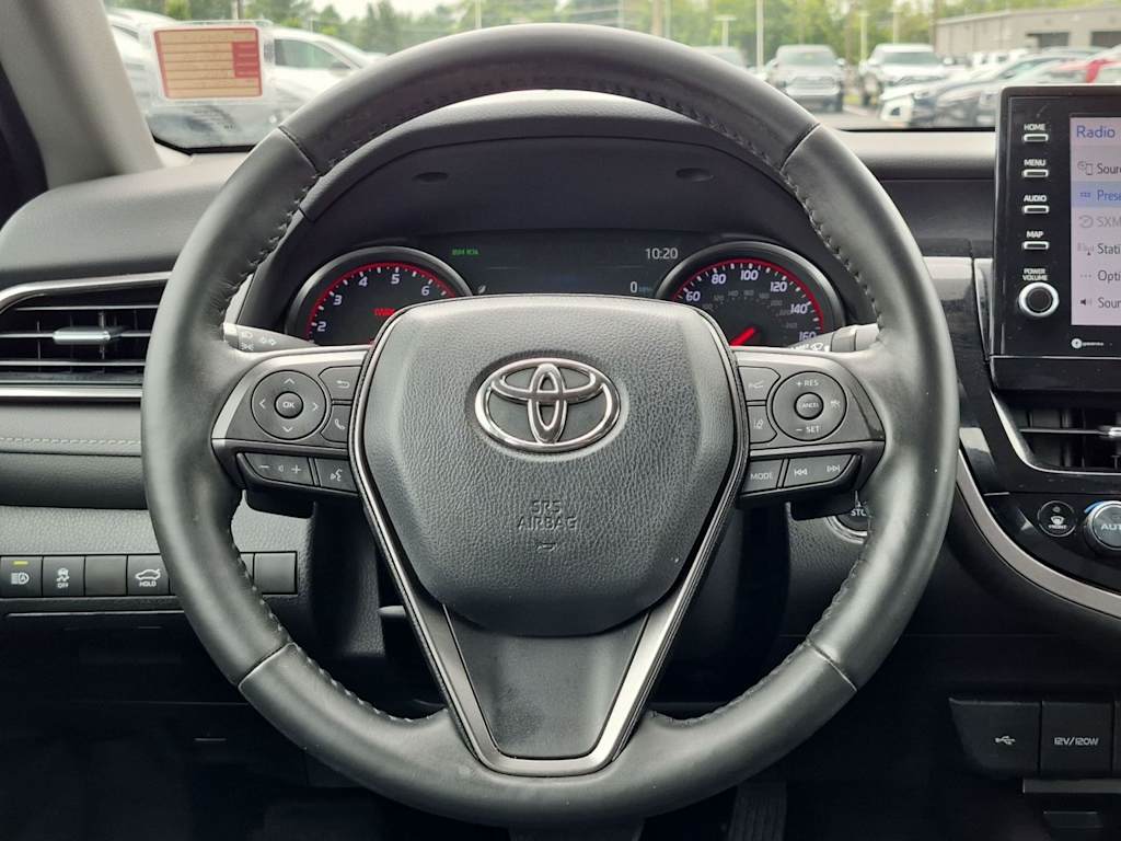 Thumbnail: 2022 Toyota Camry - 14
