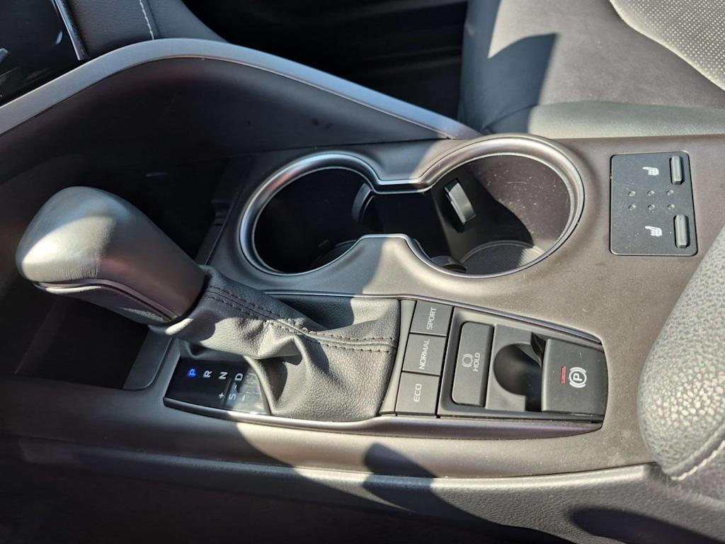 Thumbnail: 2024 Toyota Camry - 13