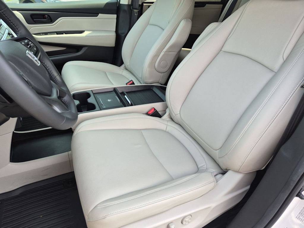 Thumbnail: 2026 Honda Odyssey - 11