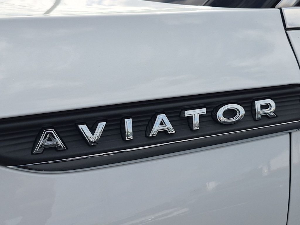 Thumbnail: 2020 Lincoln Aviator - 7