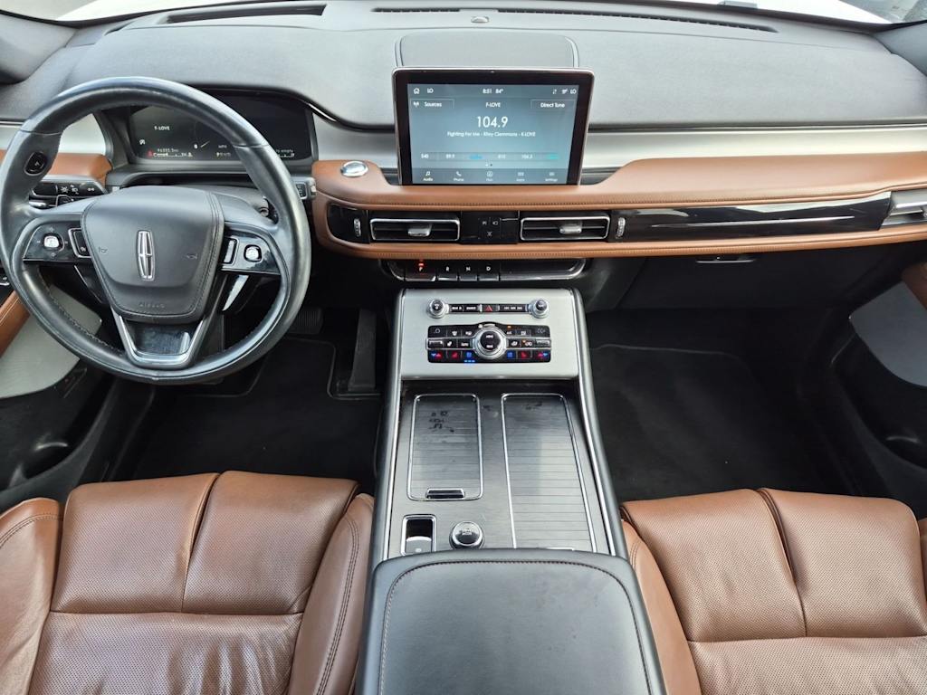 Thumbnail: 2020 Lincoln Aviator - 10