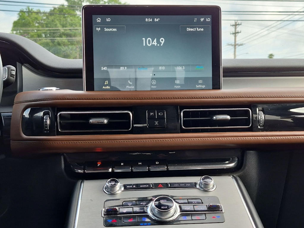 Thumbnail: 2020 Lincoln Aviator - 15