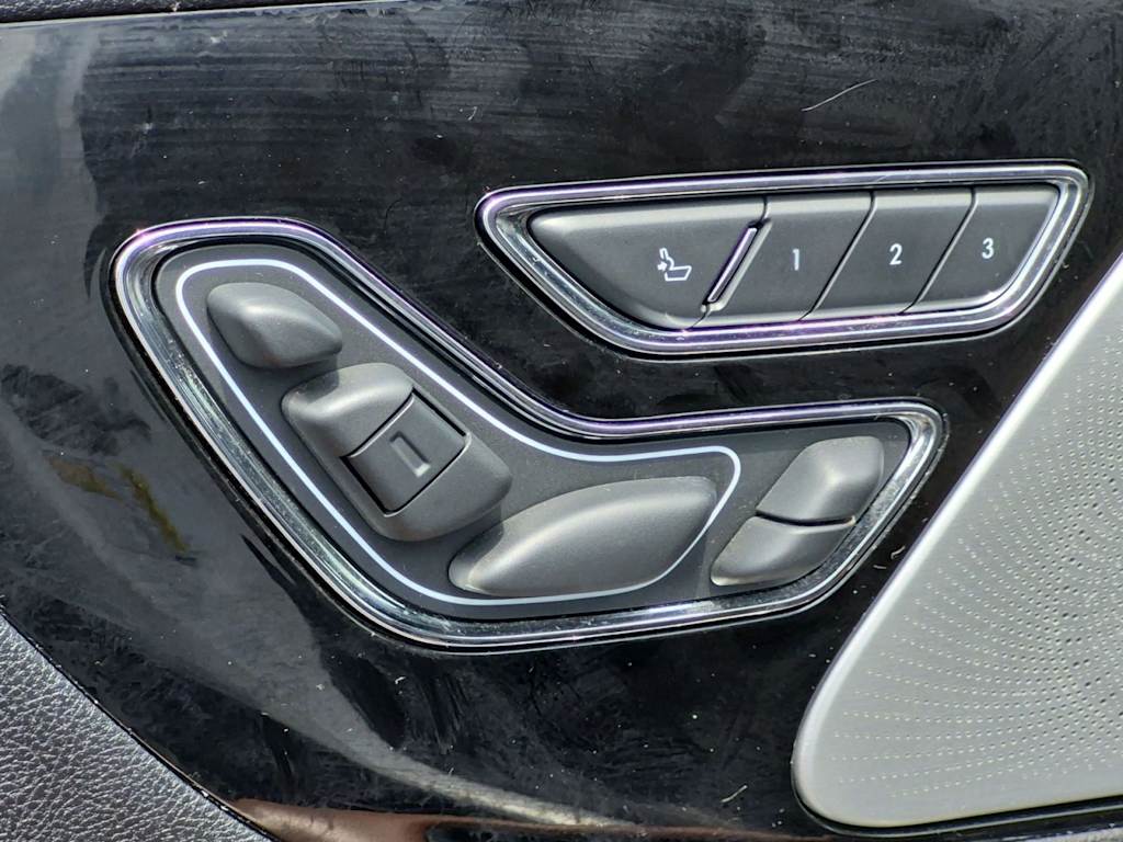 Thumbnail: 2020 Lincoln Aviator - 23