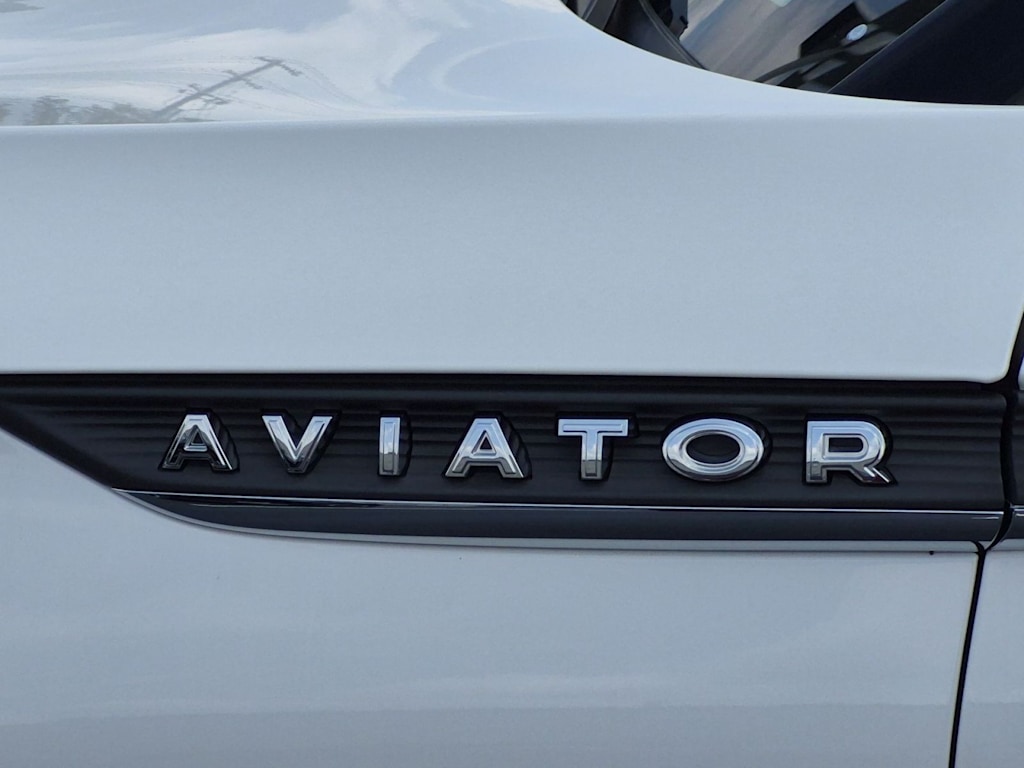 Thumbnail: 2020 Lincoln Aviator - 7