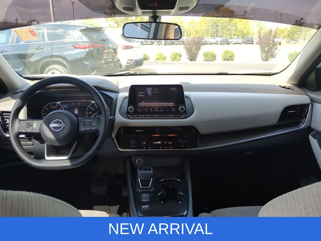Thumbnail: 2023 Nissan Rogue - 9