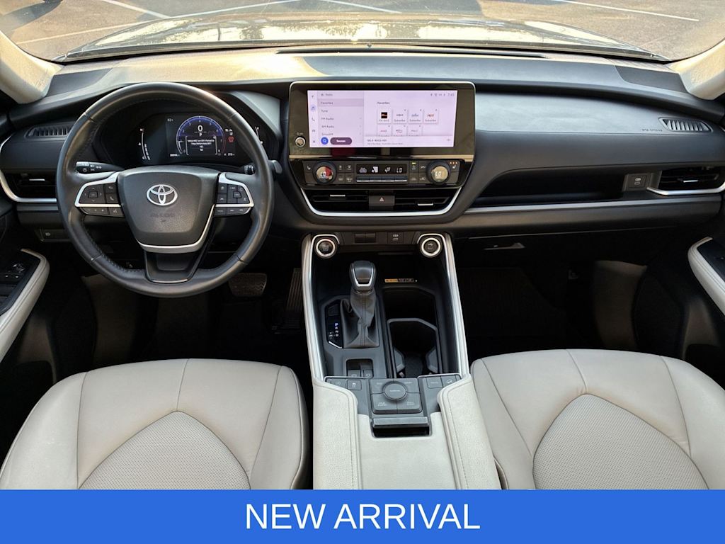 Thumbnail: 2024 Toyota Grand Highlander - 9