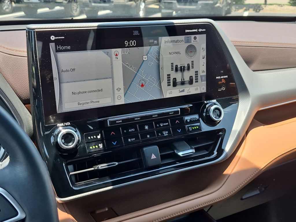 Thumbnail: 2022 Toyota Highlander - 15